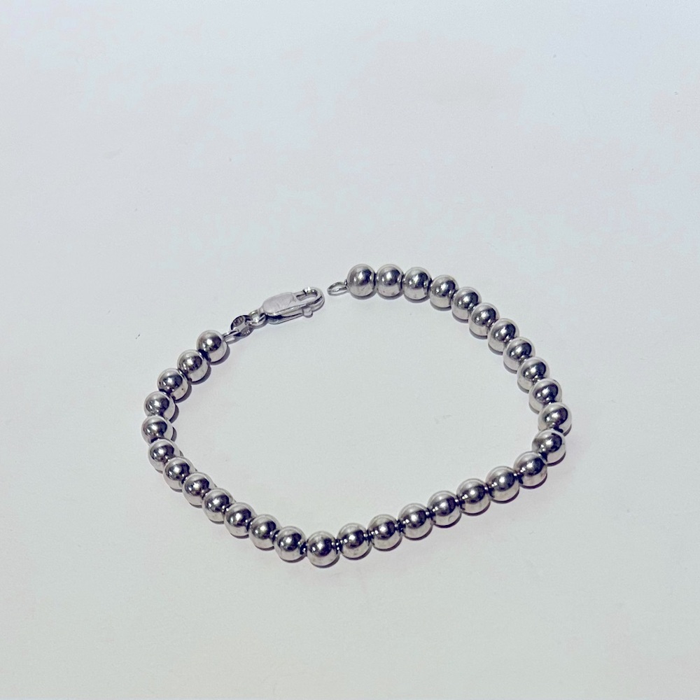 Small bead silver bracelet